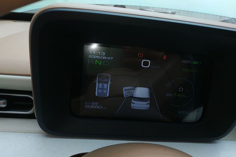 五菱汽车 宏光MINIEV 2024款 第三代 215km 进阶版中控内饰14