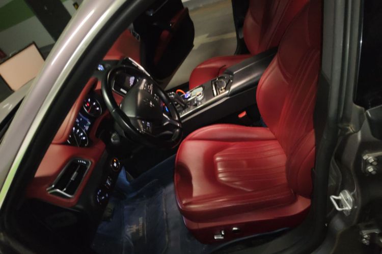 玛莎拉蒂 Ghibli 2021款 2.0T 锋芒版中控内饰19