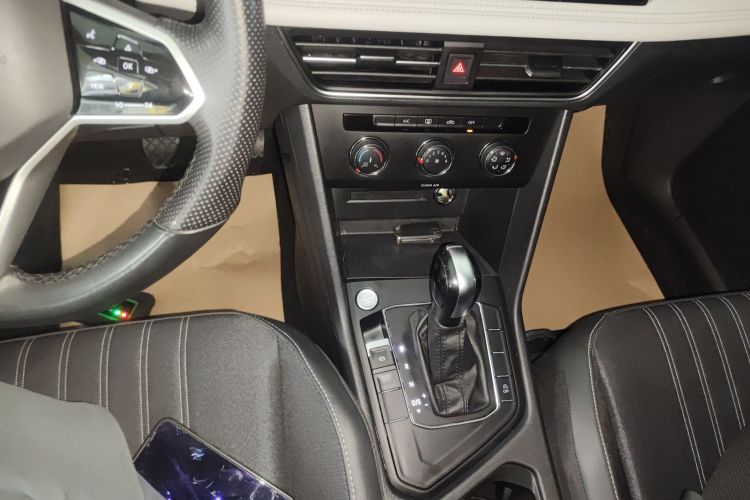 大众 途观L 2023款 330TSI 自动两驱舒享版局部细节18