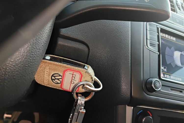 大众 2014款 1.6L Cross Polo 自动中控内饰7001