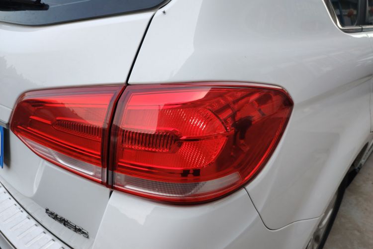 哈弗H6 2019款 运动版 1.5T 自动两驱精英型 国VI车身外观6006