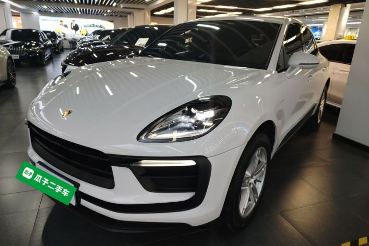 保时捷 2023款 Macan 2.0T车身外观1