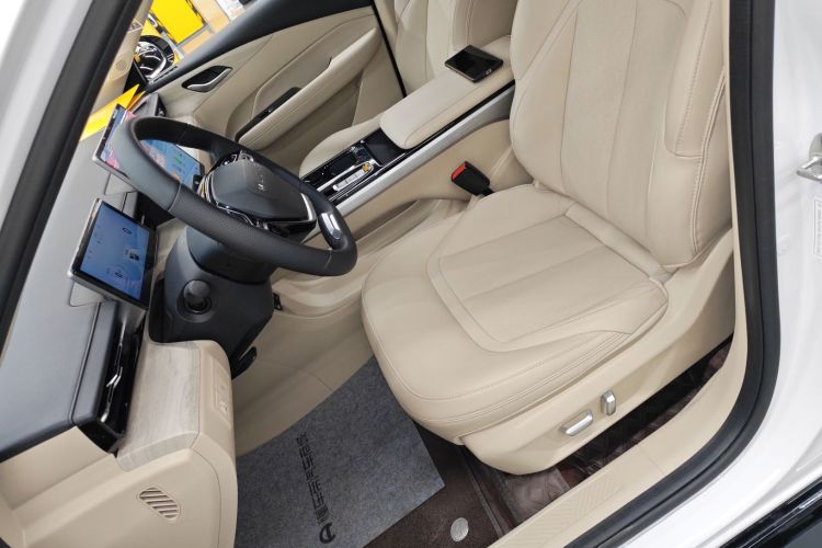 五菱汽车 五菱星光 2023款 150 进阶版中控内饰19