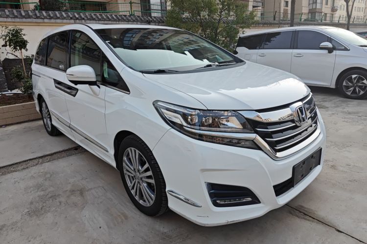 本田 艾力绅 2016款 2.4L 风尚版车身外观3