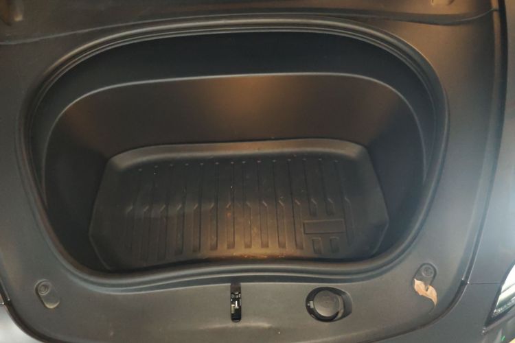 特斯拉 Model 3 2023款 长续航全轮驱动版局部细节24