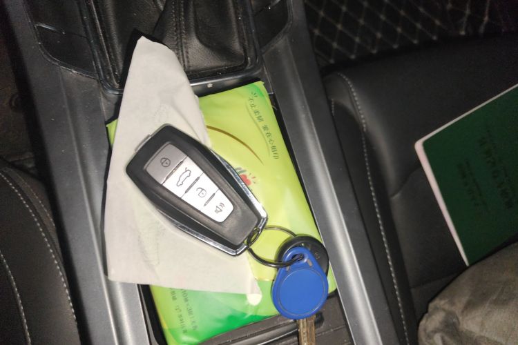 吉利汽车 帝豪 2020款 1.5L CVT豪华型中控内饰11