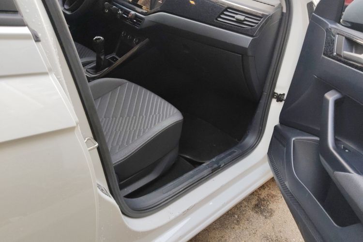 大众 朗逸 2023款 新锐 1.5L 手动新逸版局部细节9005