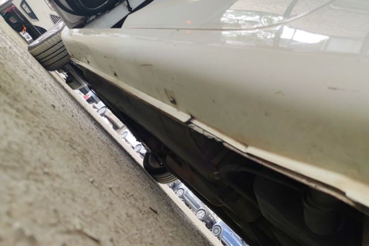 吉利汽车 帝豪 2017款 三厢百万款 1.5L 手动向上版局部细节9002