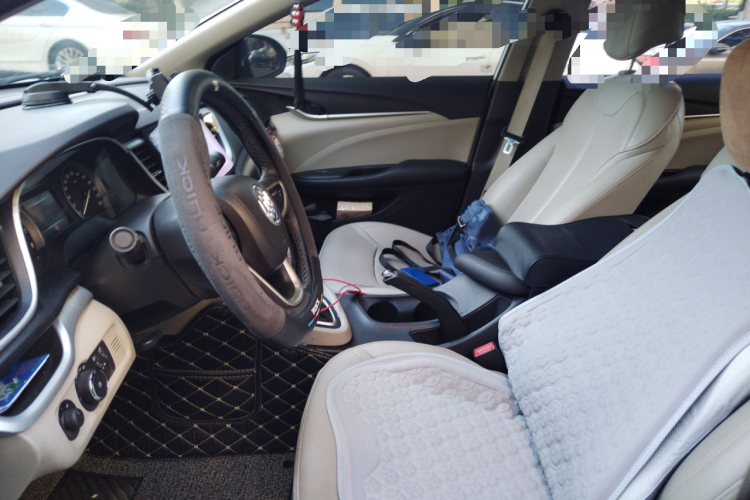 别克 英朗 2018款 15T 双离合精英型 国V中控内饰19