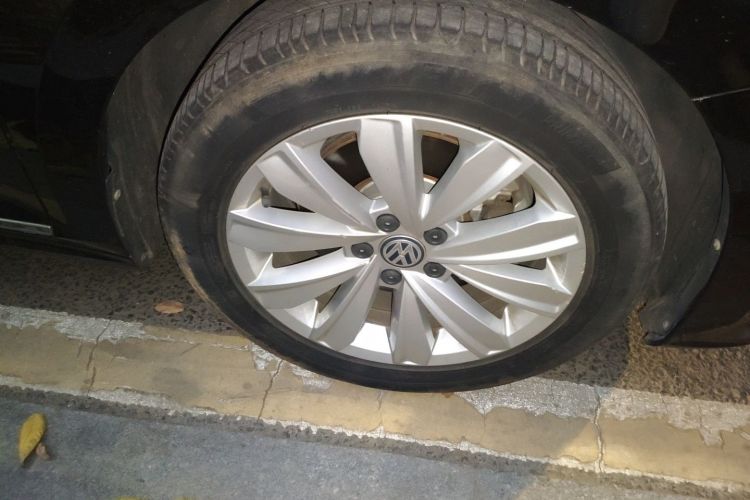 大众 帕萨特 2019款 330TSI 精英版 国V车身外观10