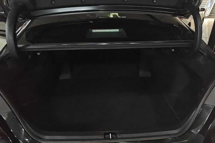 丰田 凯美瑞 2021款 2.0G 豪华版局部细节23