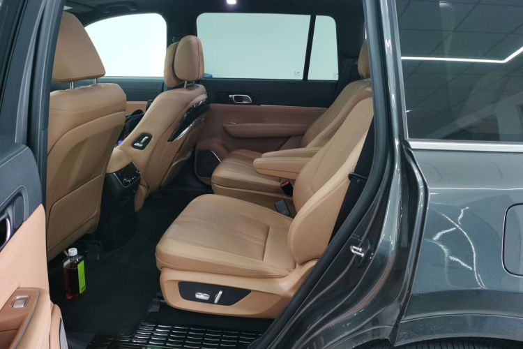 理想汽车 理想ONE 2020款 增程6座版中控内饰21