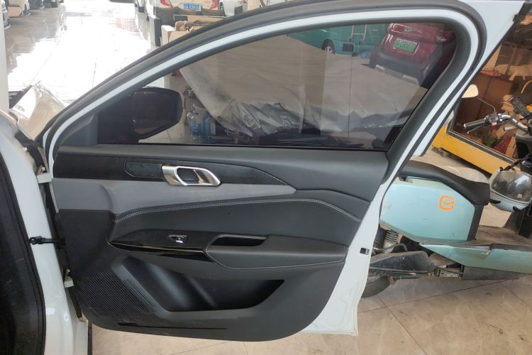 领克02 2021款 1.5TD DCT两驱劲 冠军版中控内饰7004