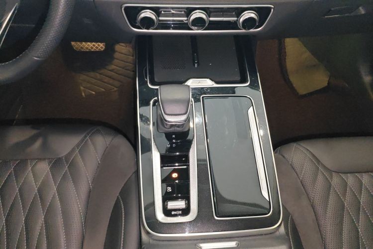 红旗HS5 2023款 2.0T 旗享Pro版局部细节18