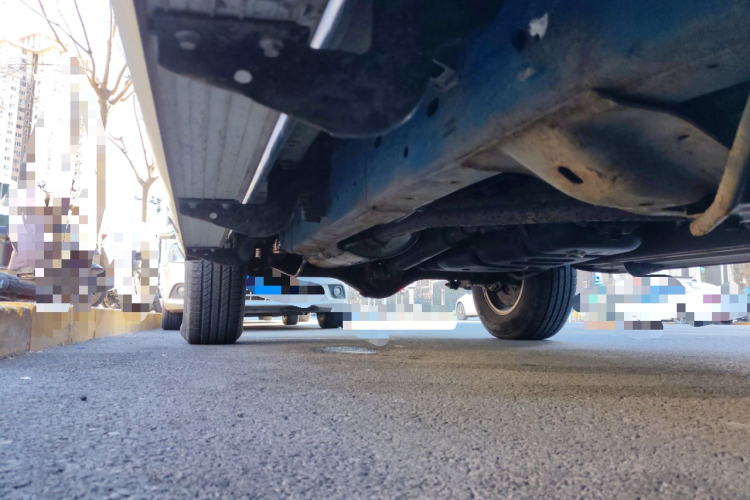 上汽大通MAXUS 大通T60 2017款 2.0T汽油自动两驱高底盘舒享型标厢局部细节9001