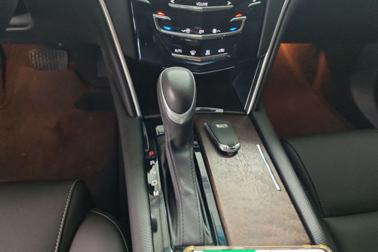 凯迪拉克XTS 2018款 28T 技术型中控内饰18