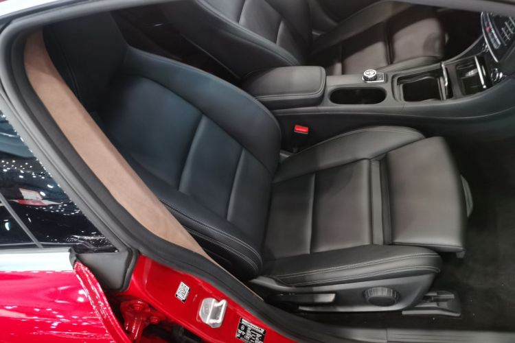 奔驰CLA 2017款 改款 CLA 200 动感型局部细节41