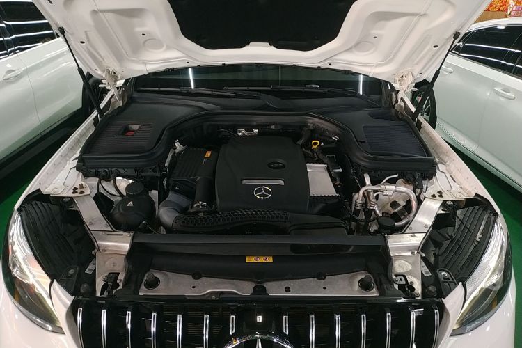 奔驰GLC 2018款 改款 GLC 260 4MATIC 动感型机舱底盘24