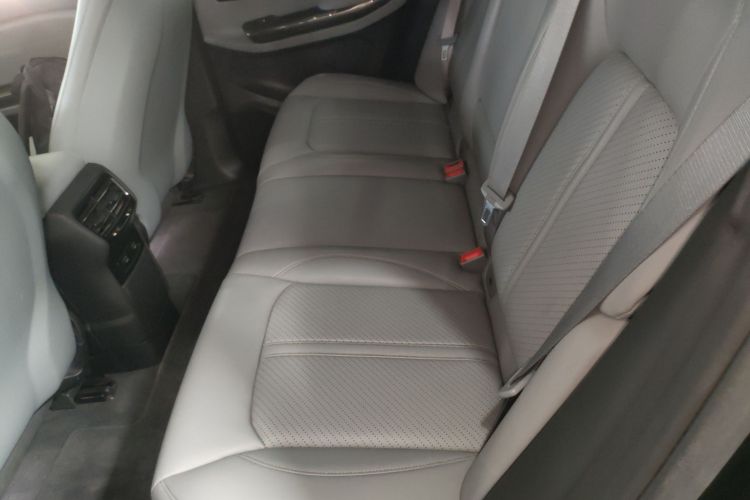 蔚来ES6 2022款 75kWh 运动版中控内饰7004