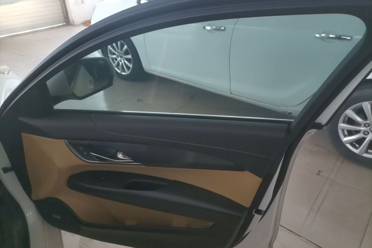 凯迪拉克ATS(进口) 2014款 28T 舒适型中控内饰7005