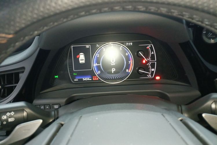 雷克萨斯ES 2023款 200 卓越版中控内饰14