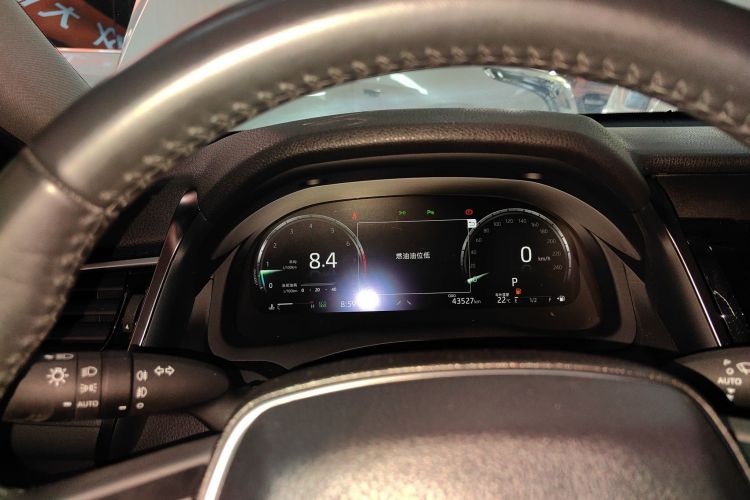 丰田 凯美瑞 2021款 2.5G 豪华版中控内饰14
