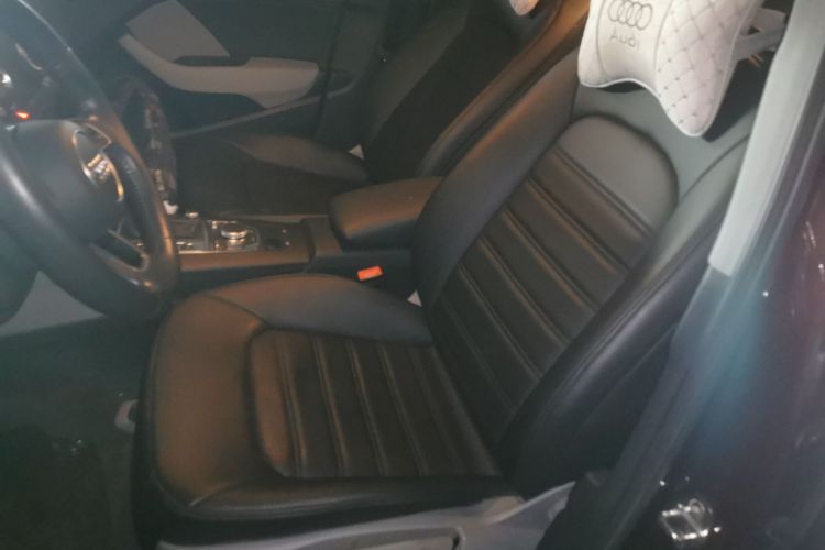 奥迪A3 2019款 Sportback 35 TFSI 进取型 国V局部细节19