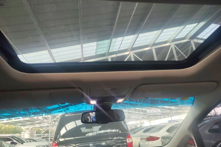 本田 艾力绅 2016款 2.4L 至尊版中控内饰22