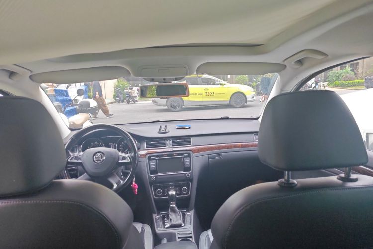 斯柯达 速尊 2014款 2.0TSI 尊贵版局部细节22