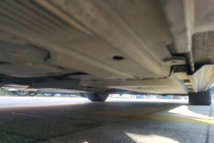 奥迪A4L 2011款 2.0 TFSI 技术型局部细节9002