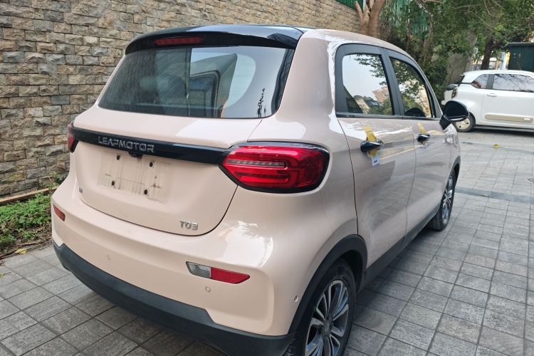 零跑汽车 零跑T03 2021款 400豪华版车身外观6005