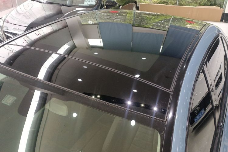 奔驰E级 2020款 改款 E 300 L 运动时尚型局部细节57