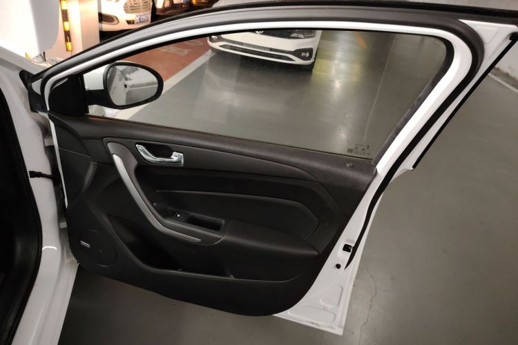 国金汽车 骏行 2023款 标准型中控内饰7005