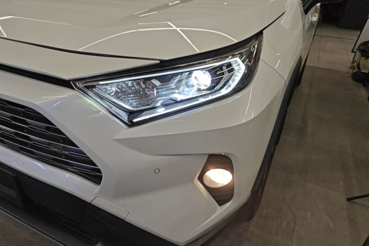 丰田 RAV4荣放 2020款 2.0L CVT四驱尊贵版局部细节36