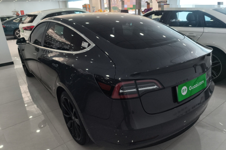 特斯拉 Model 3 2019款 标准续航后驱升级版车身外观4