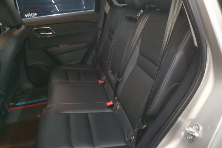 日产 奇骏 2023款 e-POWER 超混双电机四驱豪华版中控内饰7004