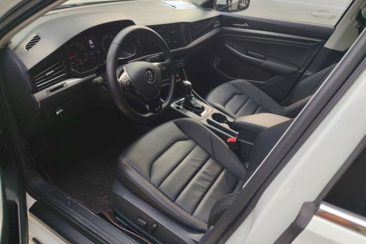 大众 宝来 2020款 1.5L 自动豪华型中控内饰19