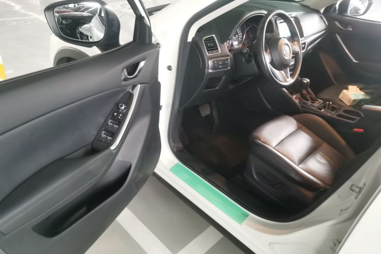 马自达CX-5 2015款 2.5L 自动四驱尊贵型中控内饰7003