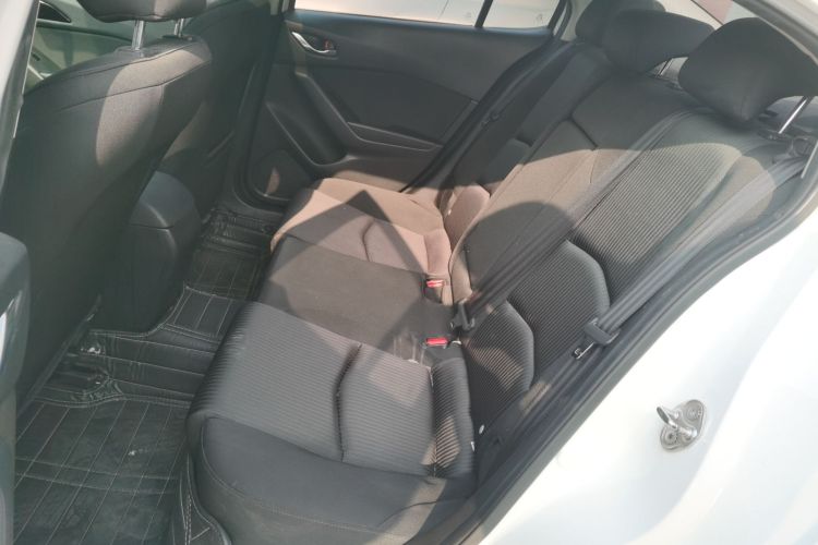 马自达3 昂克赛拉 2016款 三厢 1.5L 自动豪华型中控内饰7004