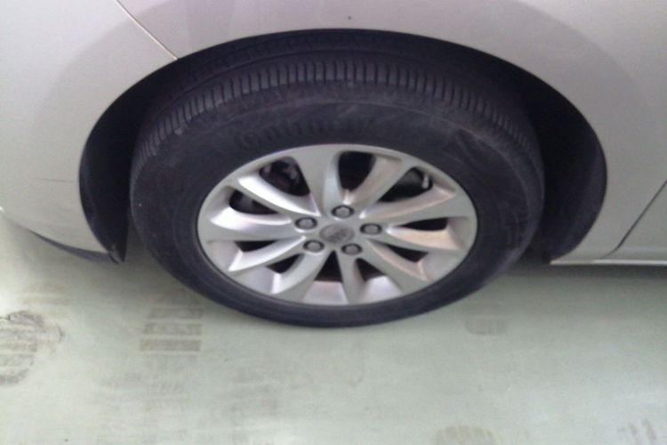 别克GL8 2018款 ES 28T 舒适型 国VI车身外观6007