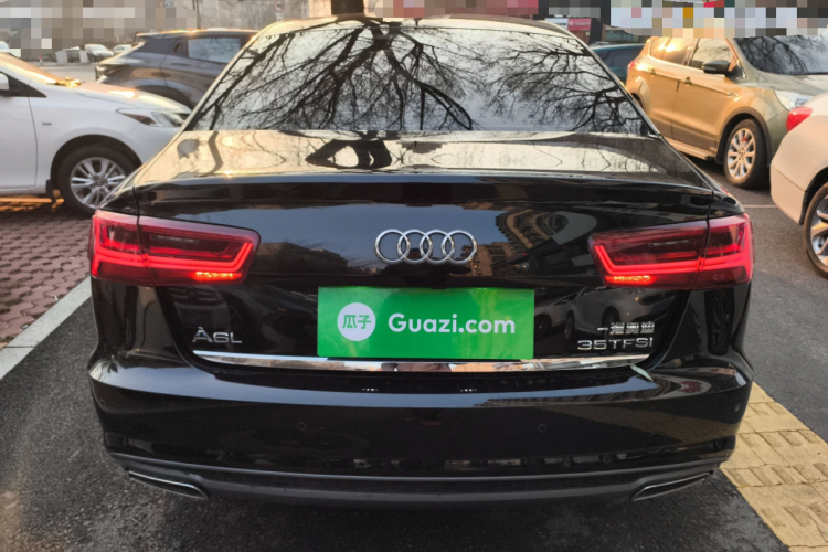 奥迪A6L 2018款 30周年年型 35 TFSI 时尚型车身外观6