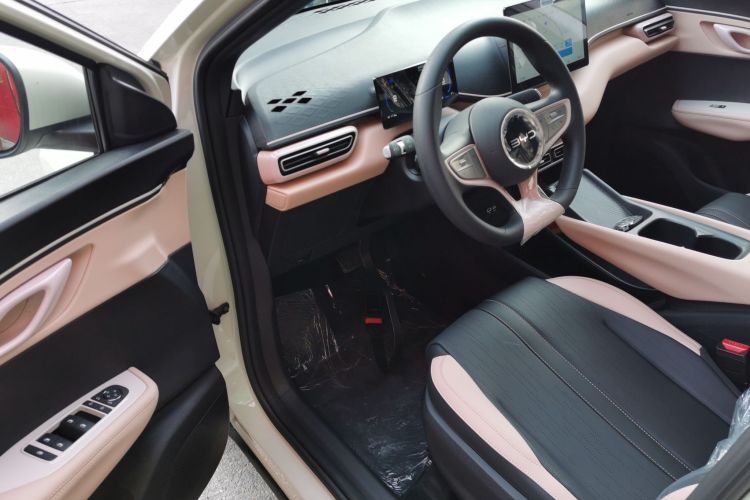 比亚迪 海鸥 2025款 智驾版 305km 活力版中控内饰7003