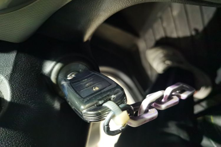 长安欧尚 奔奔E-Star 2021款 国民版 心悦版 磷酸铁锂（31.18kWh）中控内饰11