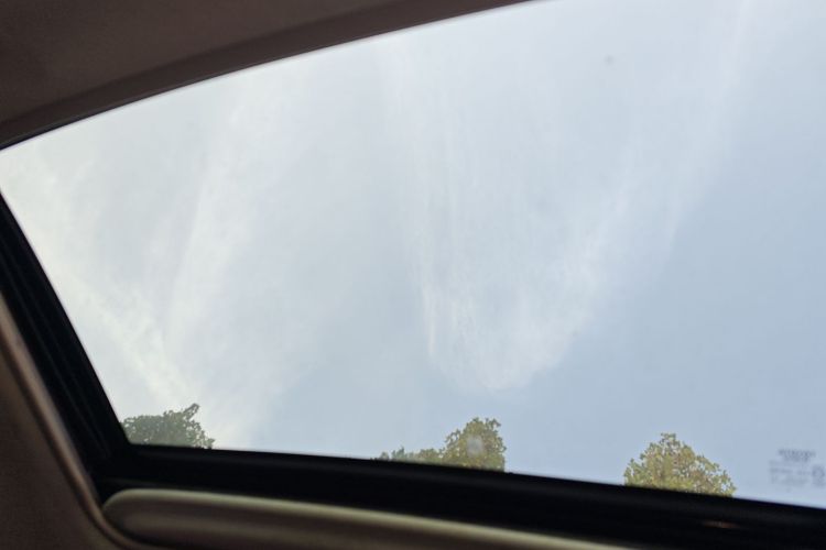 丰田 雷凌 2016款 1.6G 手动精英版中控内饰22