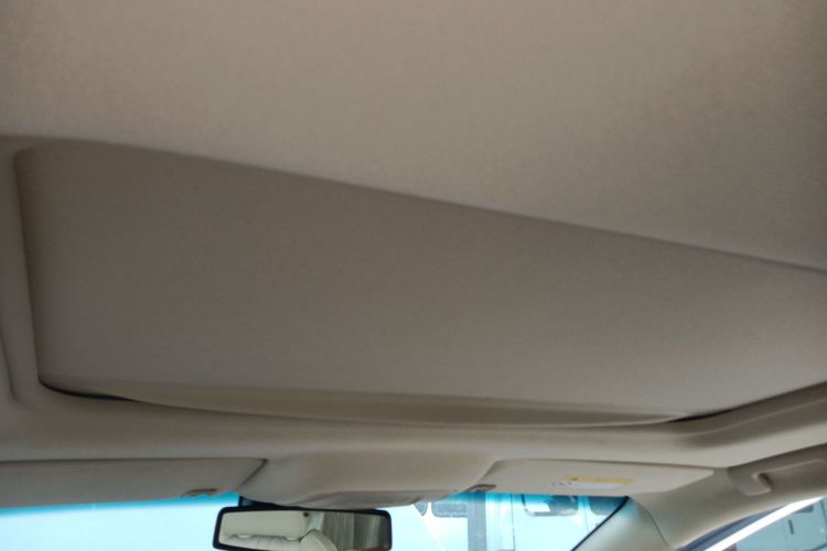 别克GL8 2023款 改款 陆上公务舱 豪华型中控内饰22