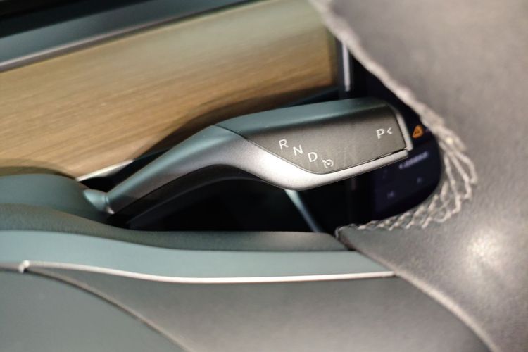 特斯拉 Model 3 2020款 改款 标准续航后驱升级版中控内饰18