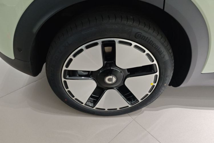 smart精灵#5 2024款 长续航奇旅 豪华版车身外观6008