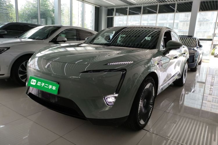 阿维塔11 2023款 鸿蒙 90度 后驱版车身外观1