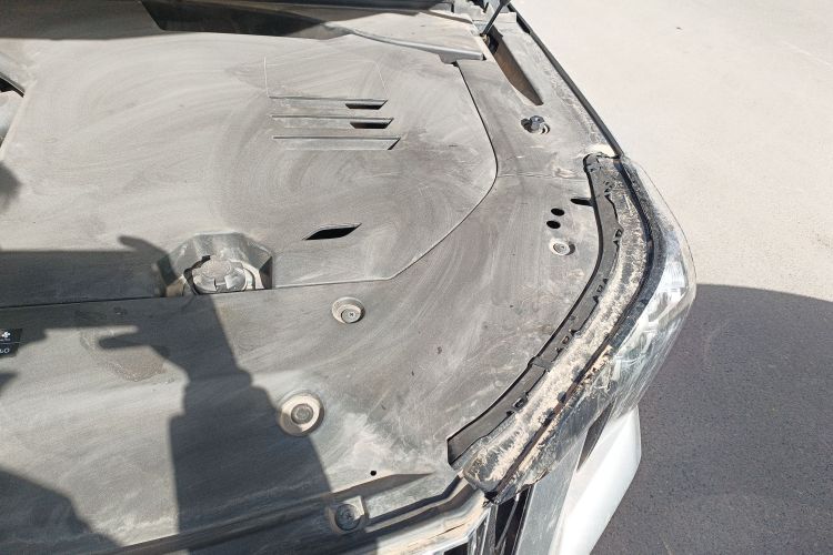 广汽传祺 传祺GS8 2022款 双擎系列 2.0TM 四驱尊贵版 （七座）局部细节9006