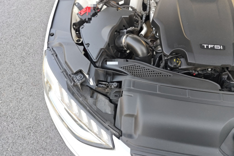 奥迪A4L 2022款 40 TFSI 豪华动感型局部细节9006